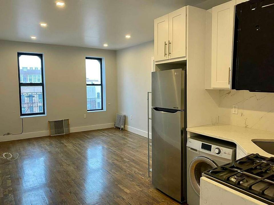 1st image of 126 E 103rd St APT 27