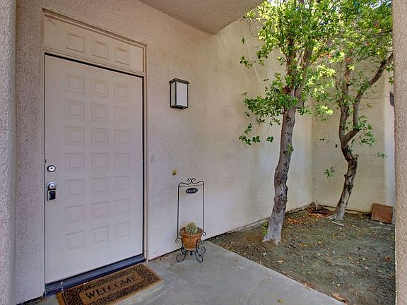 3rd image of 67647 N Natoma Dr