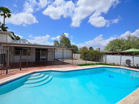 Pool- new fencing, turf and gravel