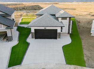 438 Stromberg Cres, Saskatoon, SK S7L7C4