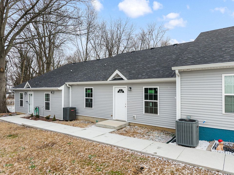 1st image of 237 Waveland Ave Lot 12/ste 402