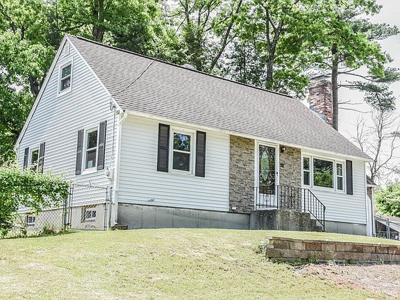 4th image of 22 Greenwood Drive