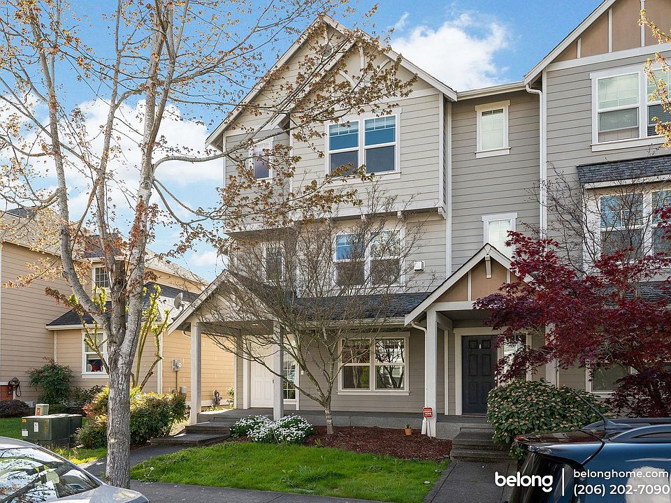 1st image of 5210 151st Avenue Ct E #101