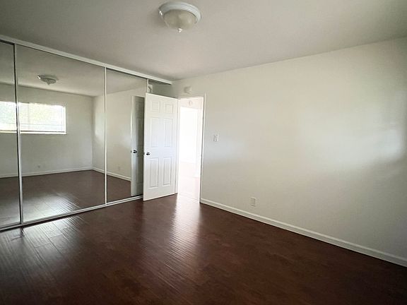 5th image of 501 S Fremont St APT 6