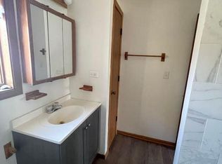 1596 Austin Ave, Crete, IL 60417