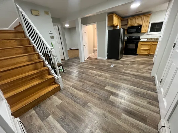 82 Linwood St Floor 2, Lynn, MA 01905