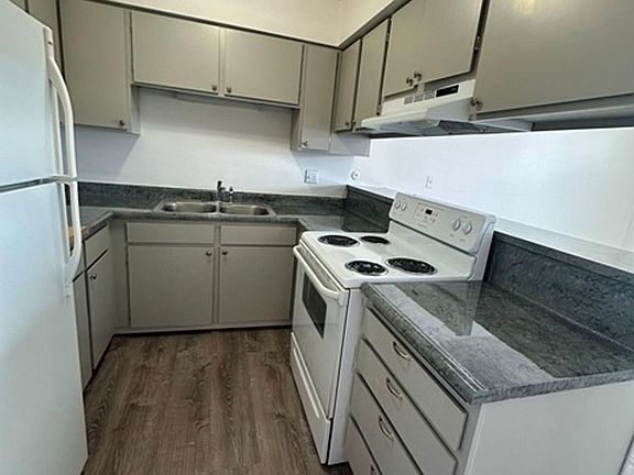 5th image of 4507 Cannon Ave #42