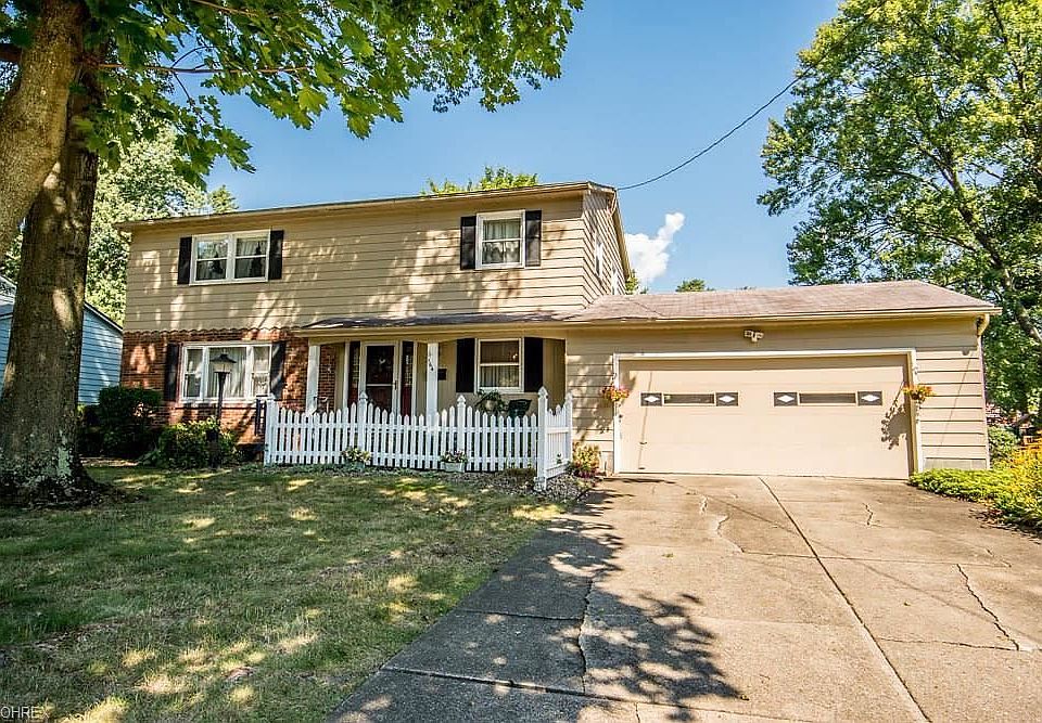 1st image of 164 Rockland Dr