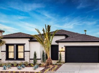 2573 N Black Oak Dr, Fresno, CA 93727