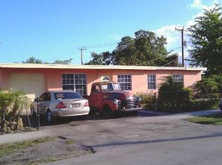 2955 NW 2nd St, Pompano Beach, FL 33311