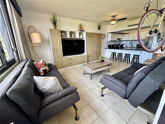 4th image of 222 Beach Village Dr