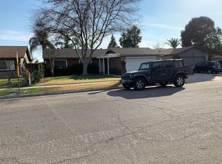 5832 E Ramona Ave, Fresno, CA 93727
