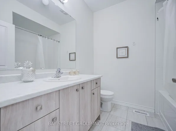 2916 Nakina St, Pickering, ON L1X 0P7