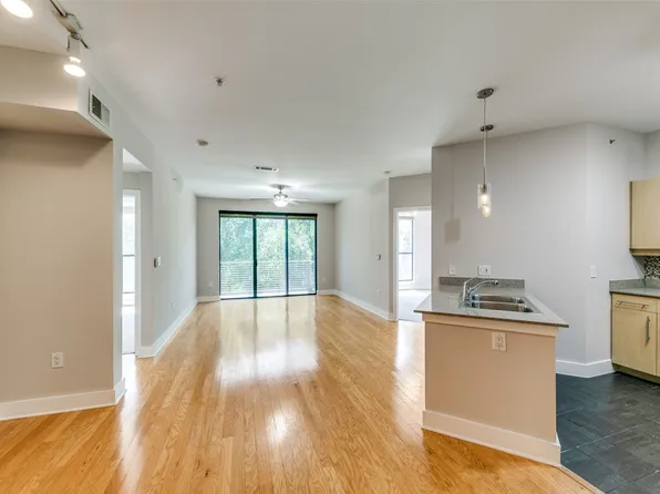 4414 Cedar Springs Rd APT 207, Dallas, TX 75219
