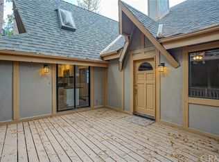 674 Knoll Dr, Crestline, CA 92325