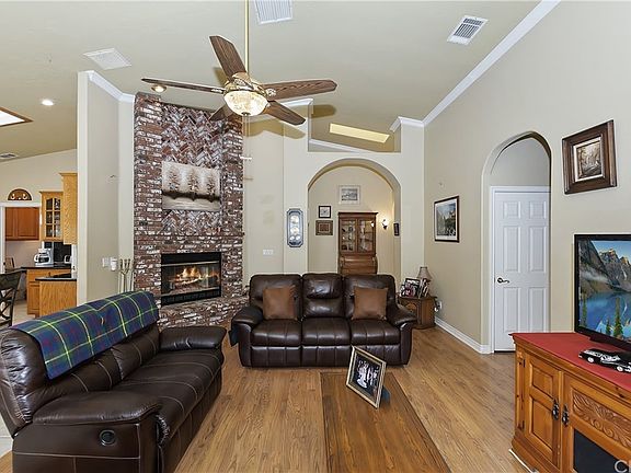 5th image of 14460 Hurricane Ln