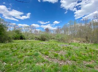 132 Nortontown Rd #B, Guilford, CT 06437