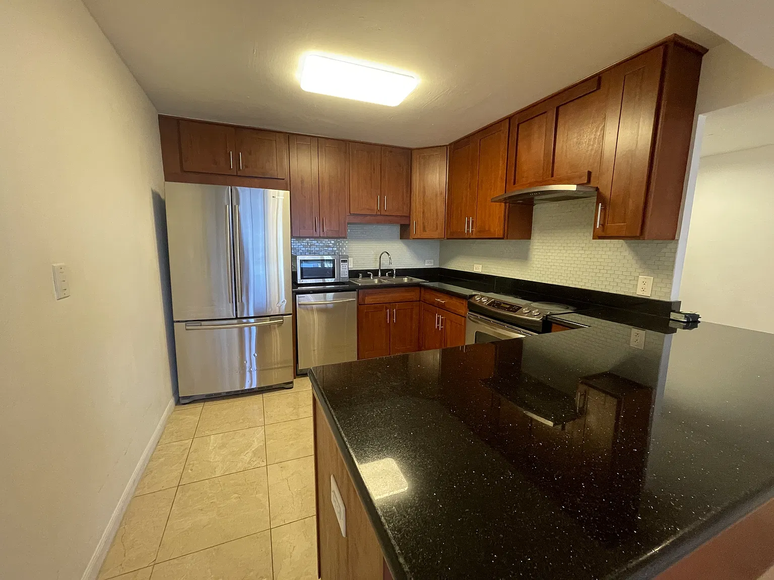1860 Ala Moana Boulevard #1410 - 1 — Photo 3