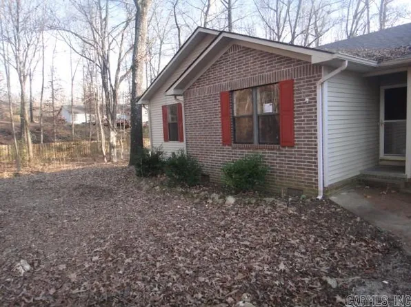 40 Chimney Rd, Batesville, AR 72501