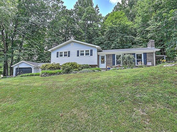 5th image of 14421 Heather Dr