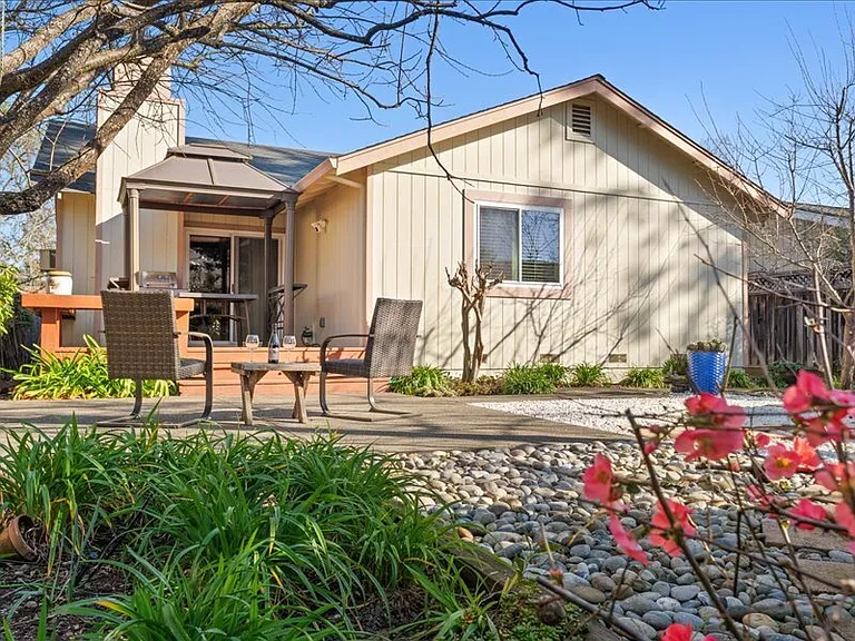 349 Almond Way — Photo 30