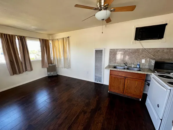 608 Cardenas Dr SE, Albuquerque, NM 87108