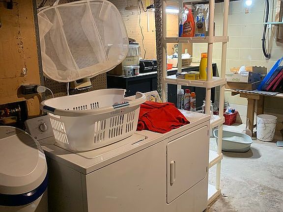 basement laundry area