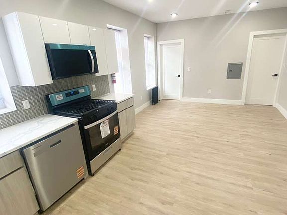 4th image of 5608 Palisade Ave