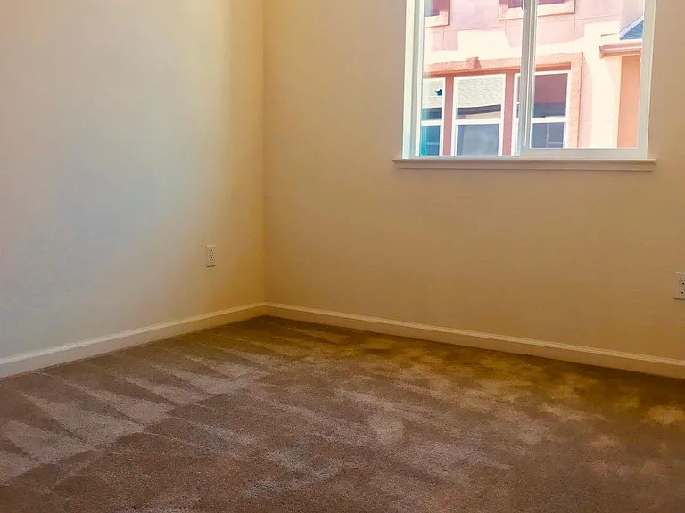 1026 Abruzzo Ln #4 — Photo 7