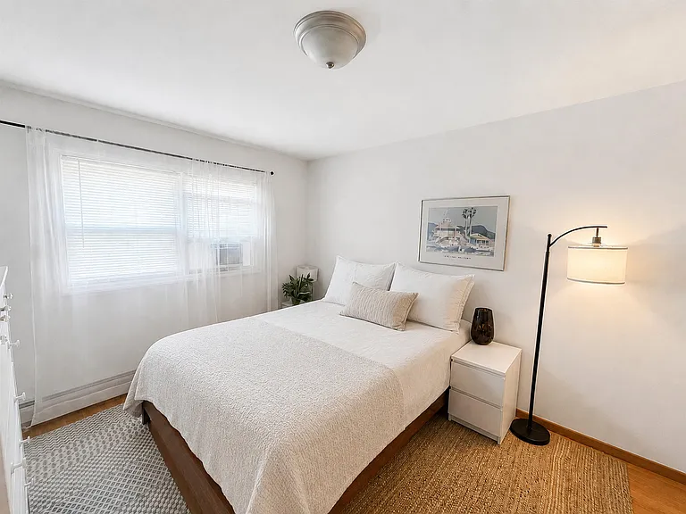 485 Manila Ave #3 — Photo 13