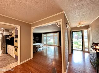 111 Kensington Ave, Park River, ND 58270