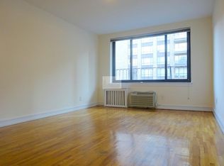 1661 York Ave APT 4E, New York, NY 10128