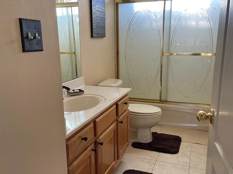 13004 Disney Ln — Photo 8