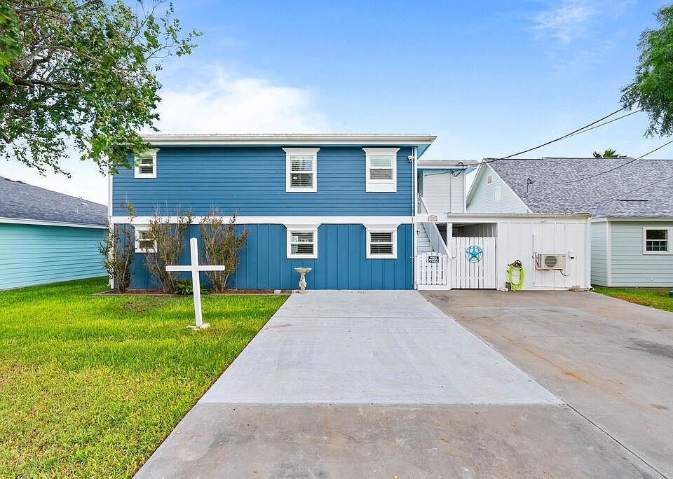 1st image of 439 Copano Ridge Rd