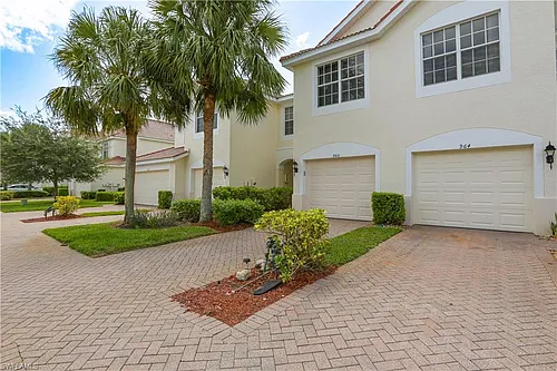 960 Hampton Cir #80 Photo 1