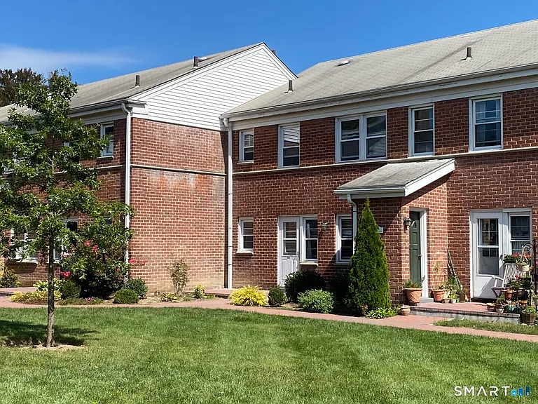 244 Glenbrook Rd #35A — Photo 13