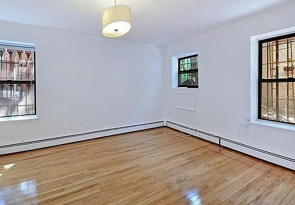3rd image of 430 Lewis Ave APT 1