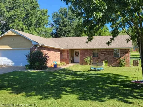 106 Missouri Ave, Poteau, OK 74953