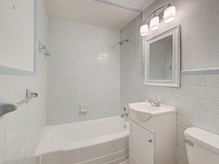 712 Dakota St — Photo 14