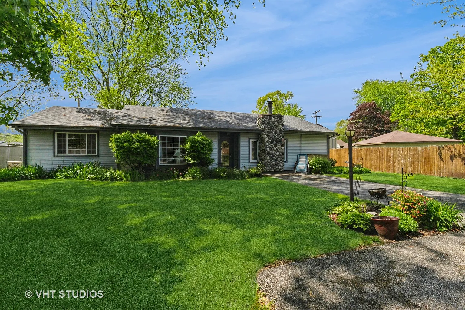 37826 N Academy Dr photo 1