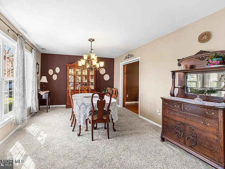102 Massey Dr — Photo 18