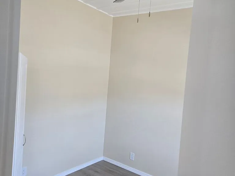 1201 Saticoy St — Photo 7