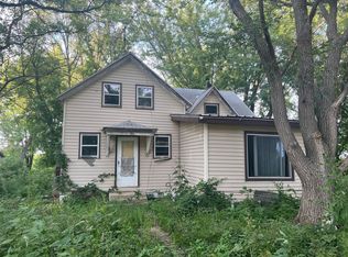 12158 E 270th St, Kenyon, MN 55946