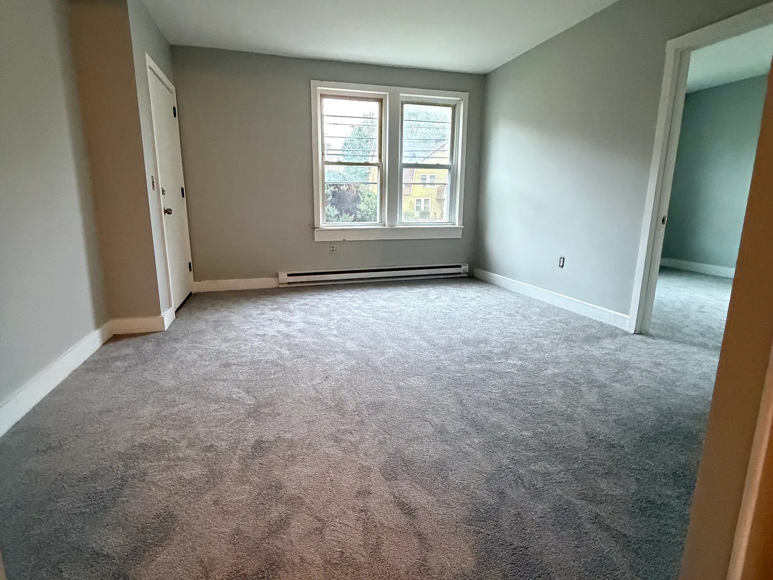2 bed, 800 sqft, $1,650 — Photo 3