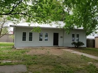 507 S Tebo St, Windsor, MO 65360