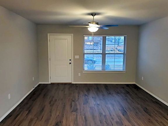3rd image of 1707 E Montclair Ave #1506-A