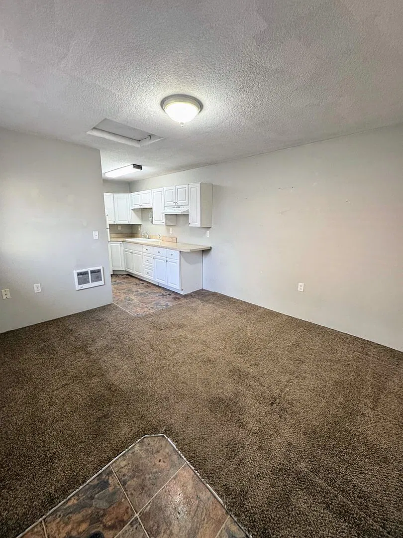 Cozy Cottage Style 1 Bed, 1 Bath ADU in Oregon City — Photo 3