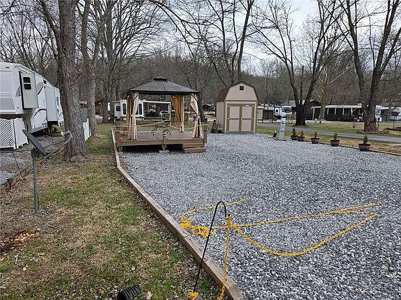 2nd image of 155 Fishtail Cir #246