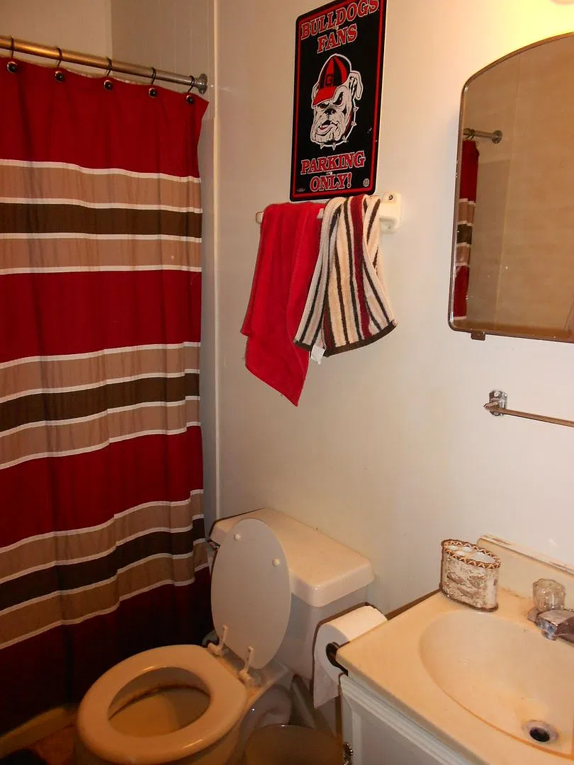 3 bedroom house off S. Milledge! — Photo 4