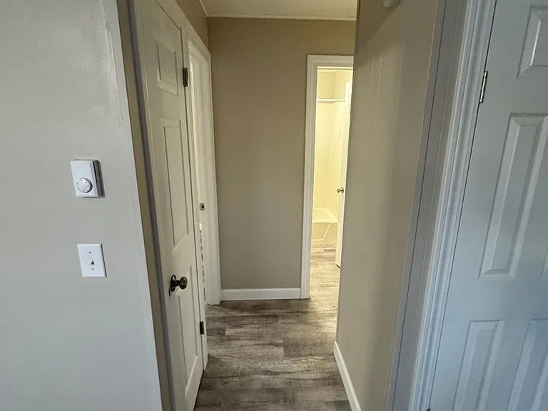 101-103 Green Oaks Drive — Photo 12